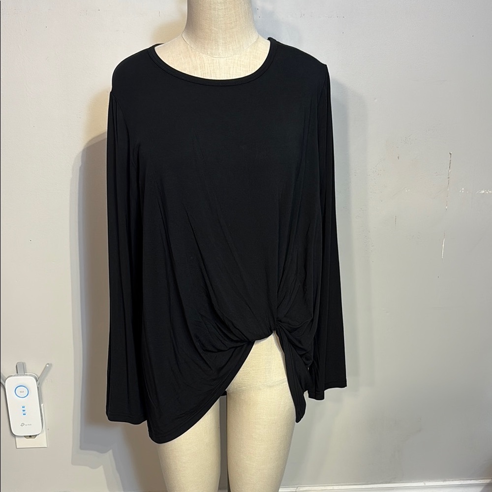 Jackson Rowe Black Twist Front Long Sleeve Top winter kotty tee NWT Medium